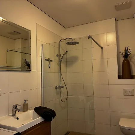 Apartamento Singapore 3-zimmer Mit Balkon Am Groß Köris