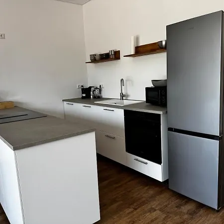 Apartament Singapore 3-zimmer Mit Balkon Am Groß Köris