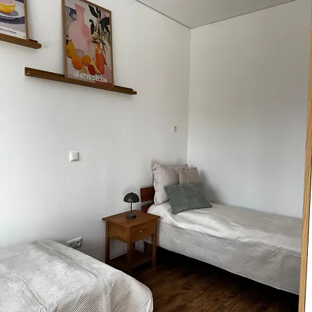 Singapore 3-zimmer Mit Balkon Am Groß Köris